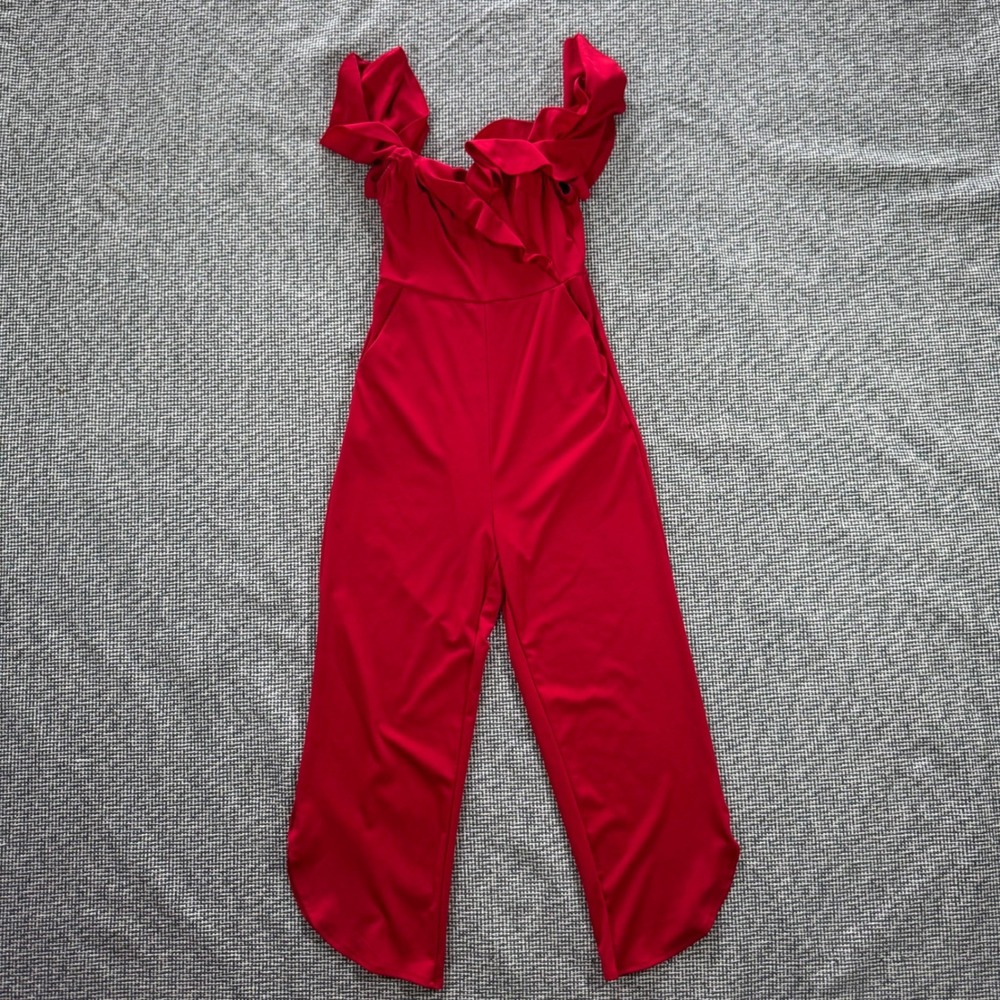 Red Ruffle Off Shoulder Wide Leg Jumpsuit Small Back Zip Pockets Tulip Hem Small